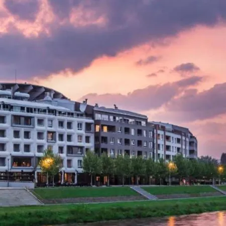 Apartman Park